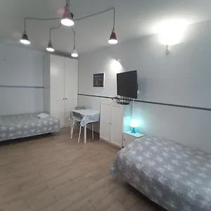 https://pokoj-przy-parku-gaj.hotelswroclaw.com